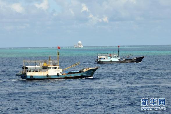 中國漁船隊抵達南沙渚碧礁 浩浩蕩蕩場面壯觀