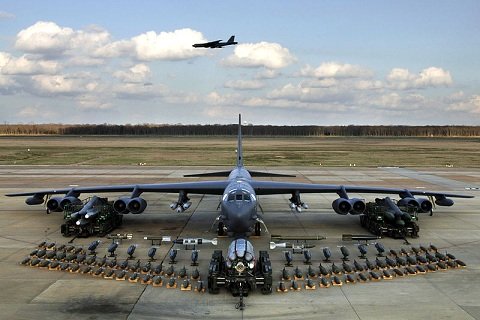 資料圖：B-52可以搭載大量武器，是美軍至今仍不愿將其淘汰的主因。