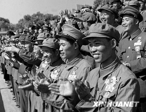 1953年國慶閱兵 人民軍隊(duì)正規(guī)化建設(shè)成果