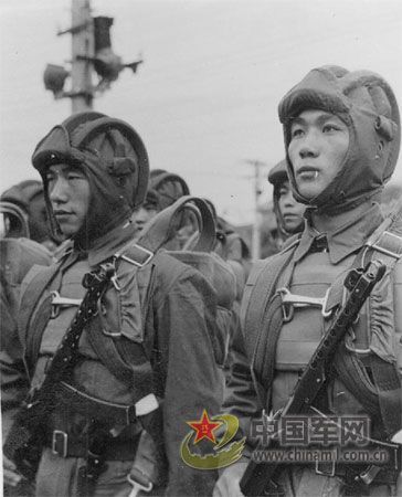 1954年國慶閱兵 受閱部隊編成出現(xiàn)新變化